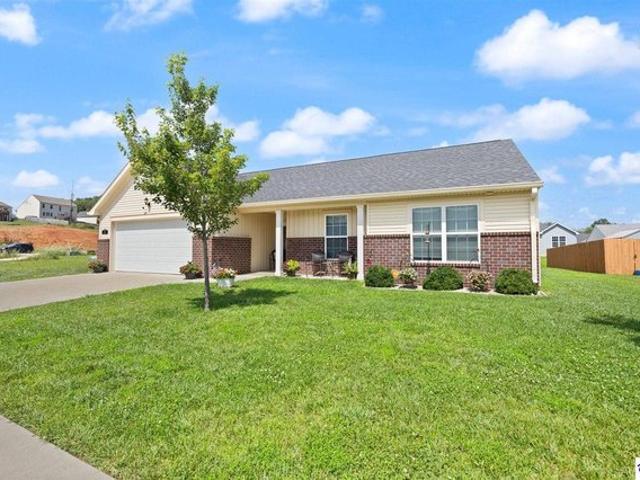 House for sale in Vine Grove, Kentucky