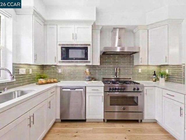 Townhouse for sale in San Mateo, California