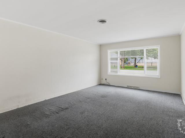 House for sale in Crescent City, Illinois