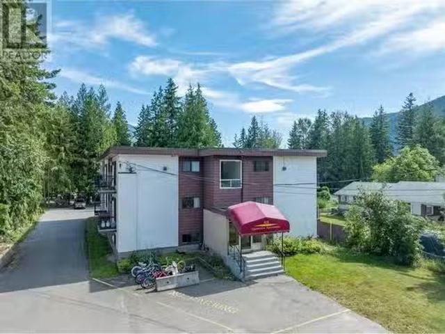 Condo for sale in Sicamous, British Columbia