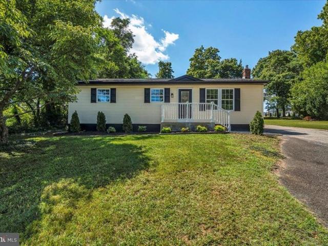 House for sale in Mantua, New Jersey