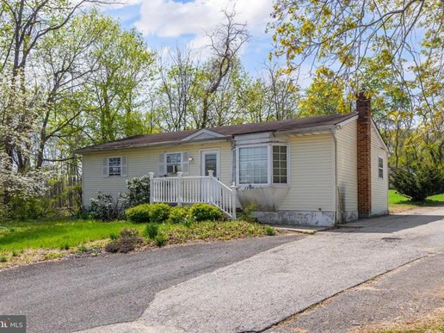House for sale in Mantua, New Jersey