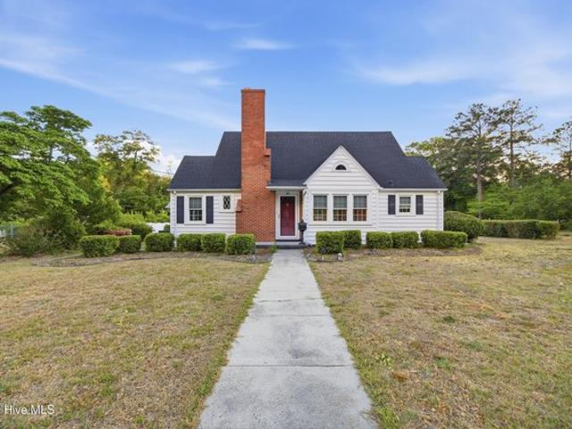 House for sale in Hamlet, North Carolina