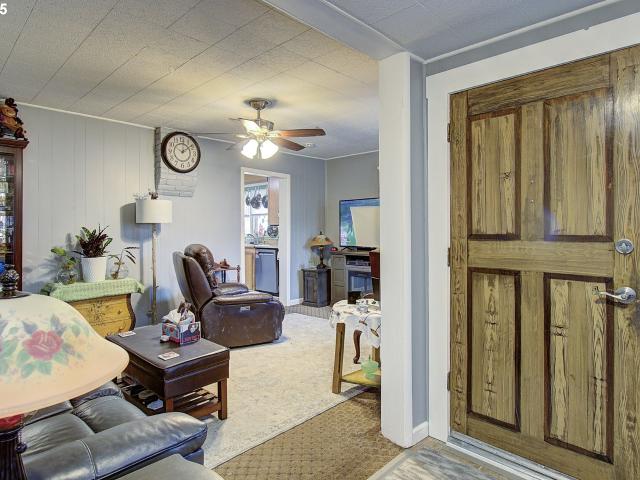 House for sale in Klickitat, Washington