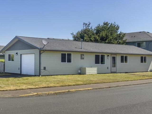 House for sale in Oregonia