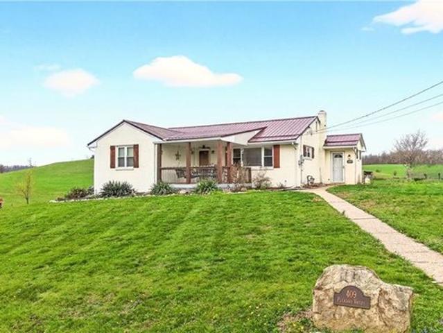 House for sale in Atlasburg, Pennsylvania