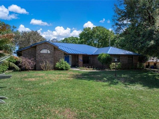 House for sale in Avon Park, Florida