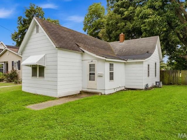 House for sale in Trenton, Clinton County