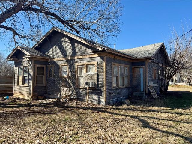 House for sale in Taylor, Texas