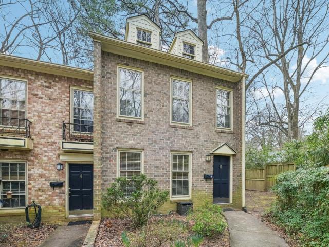 Condo for sale in Chapel Hill, North Carolina