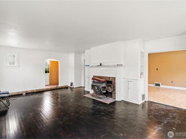 House for sale in Aberdeen, Washington