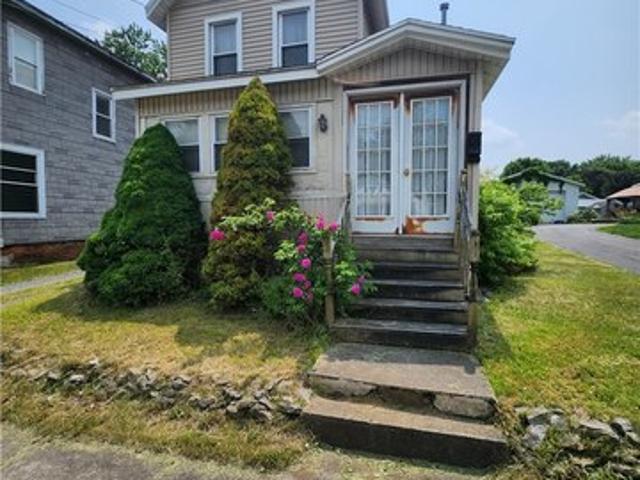 House for sale in Village of Waterloo, Town of Waterloo