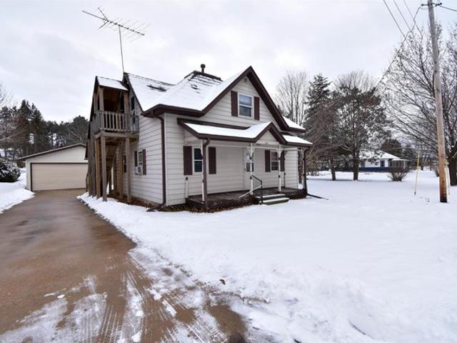 House for sale in Weyauwega, Wisconsin