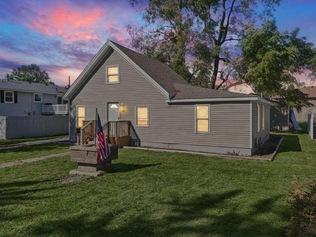 House for sale in Le Roy, McLean County