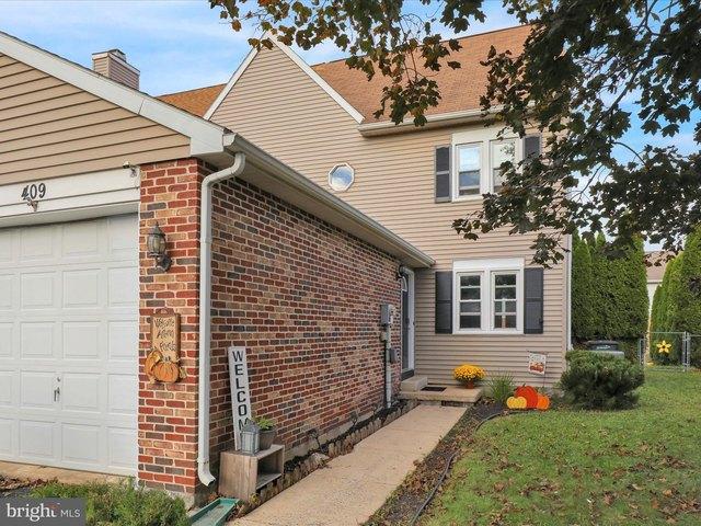 Townhouse for sale in Womelsdorf, Pennsylvania