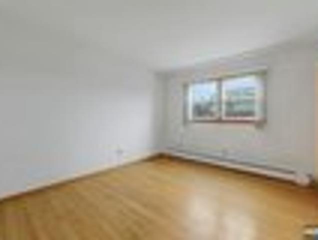 House for sale in Carlstadt, New Jersey