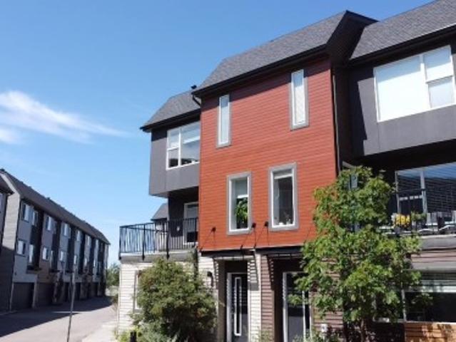 Townhouse for sale in Edmonton