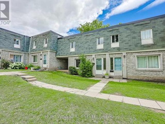 Townhouse for rent in Mississauga, Ontario