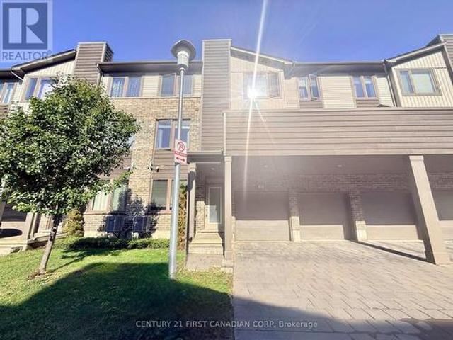 Townhouse for rent in London, Southwestern Ontario
