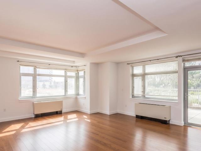 Condo for sale in Queens, Arverne