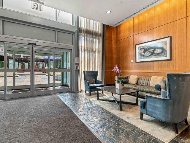 Condo for sale in Flushing Chinatown, New York