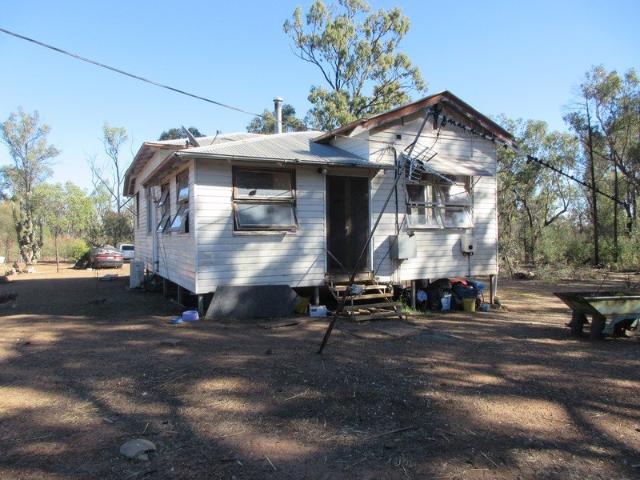Cottage for sale in Tara, Queensland