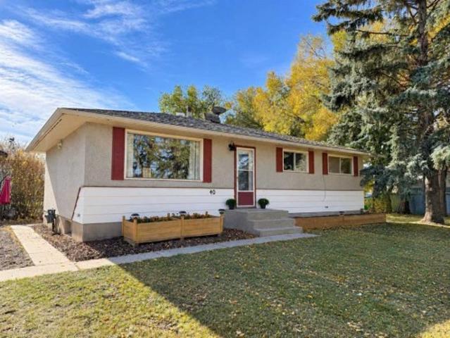House for sale in Central Park, City of Red Deer