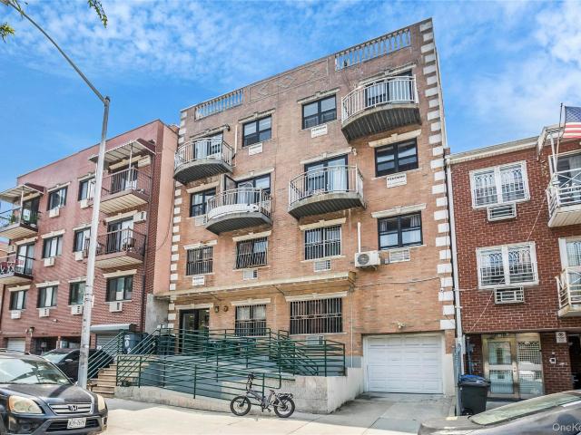 Condo for sale in Queens, Arverne