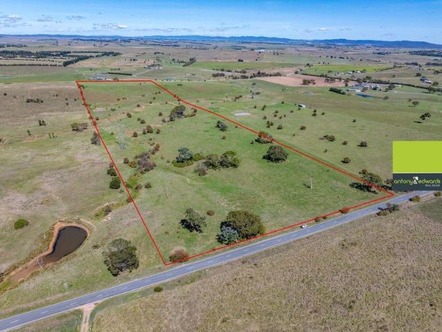 Cottage for sale in Brisbane Grove, Goulburn