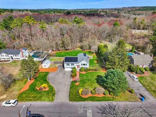 House for sale in Wrentham, Massachusetts