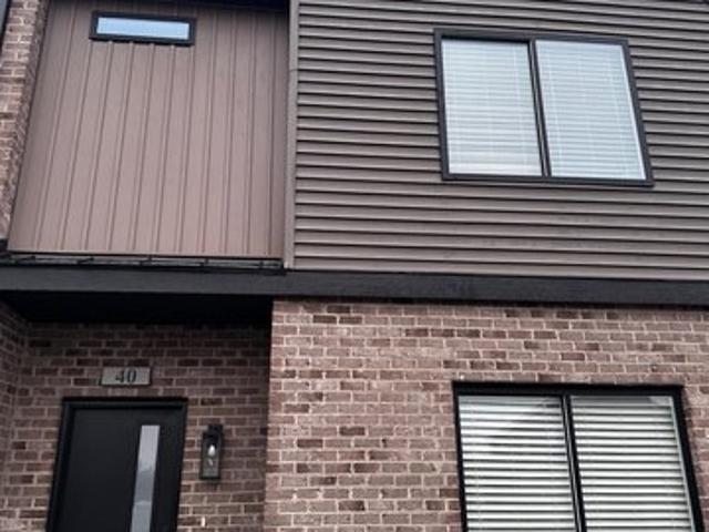 Townhouse for sale in Virginia