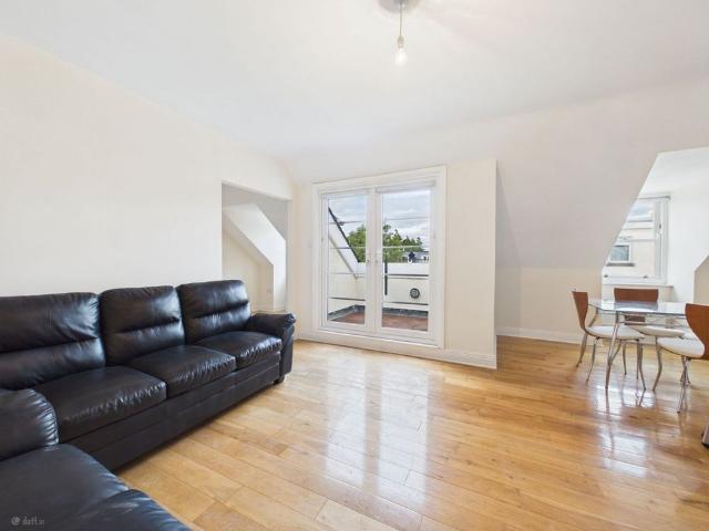 Apartment to rent in Lucan, North Tipperary