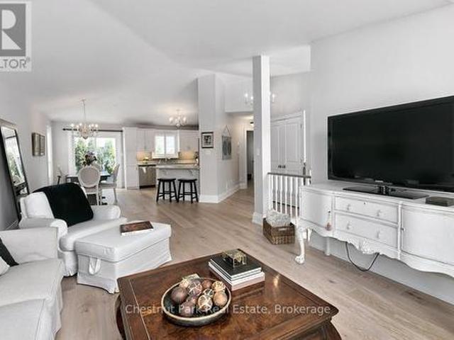 Townhouse for sale in Collingwood, Central Ontario