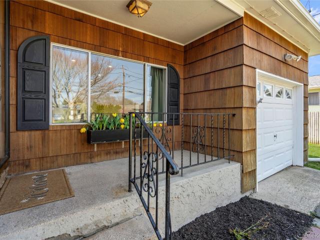 House for sale in Bohemia, New York