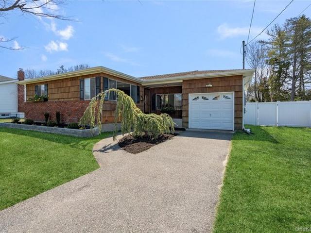 House for sale in Bohemia, New York