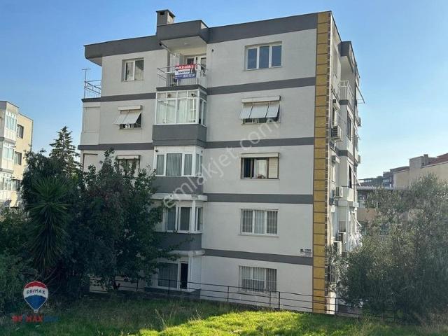 Postacılar Mahallesi, Bayraklı içerisinde kiralık mülk