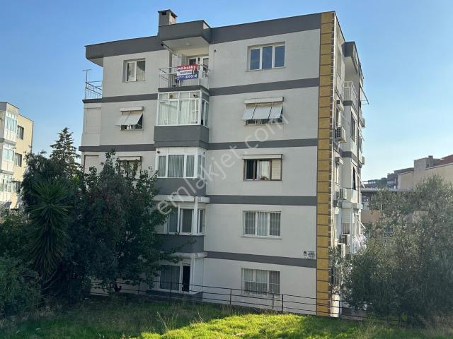 Postacılar Mahallesi, Bayraklı içerisinde kiralık mülk