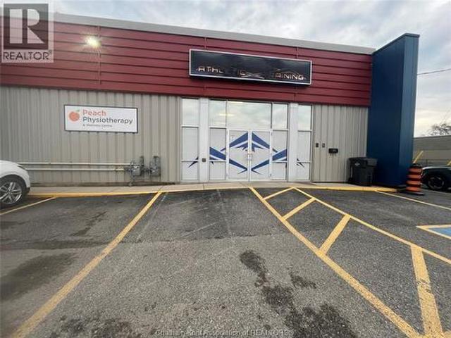 Commercial for rent in Chatham–kent, Ontario