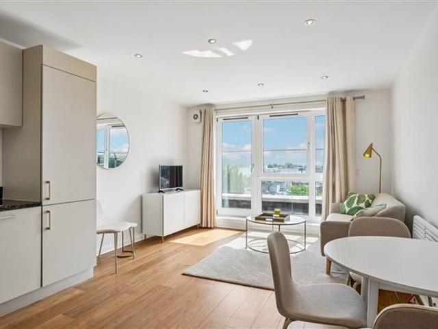 Apartment to rent in Bluebell, North Tipperary