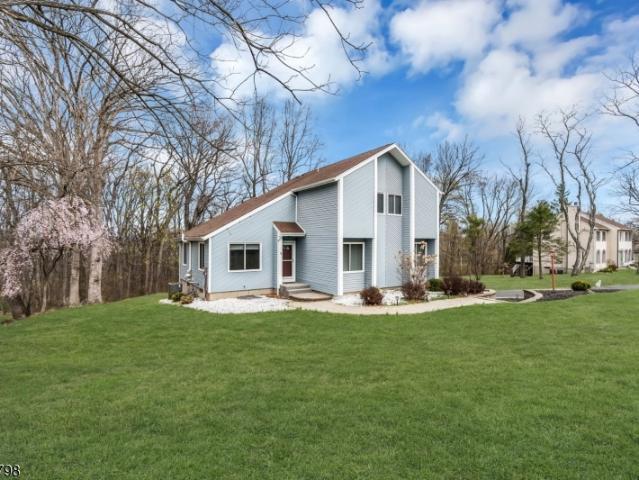 Property for sale in Hampton, New Jersey
