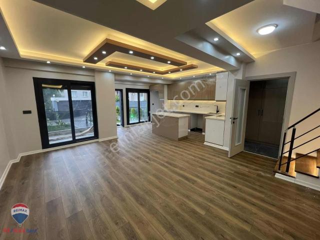 Bornova, İzmir içerisinde satılık Villa
