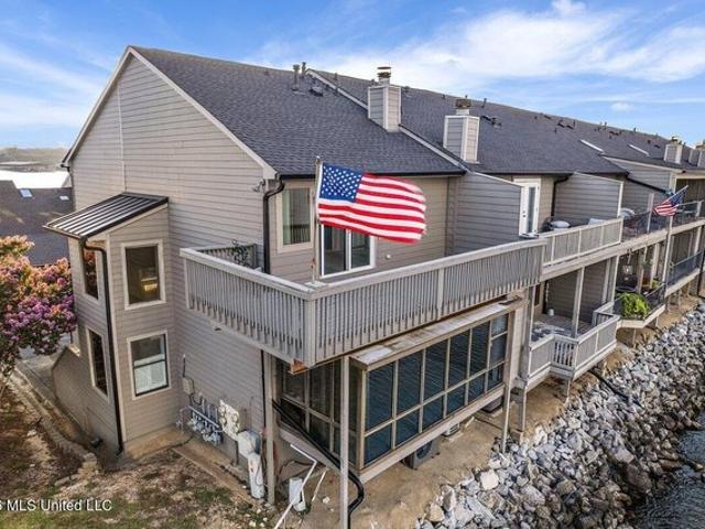 Condo for sale in Ridgeland, Mississippi
