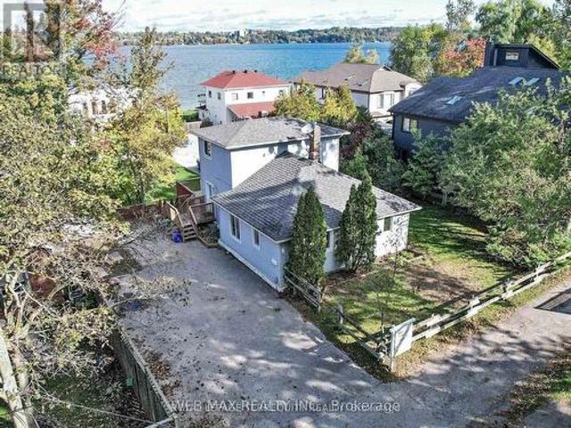 House for sale in Barrie, Ontario