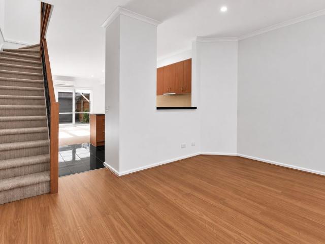 Townhouse for rent in Camerons Creek, Victoria