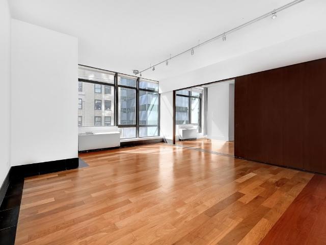 Condo for sale in Arverne, New York