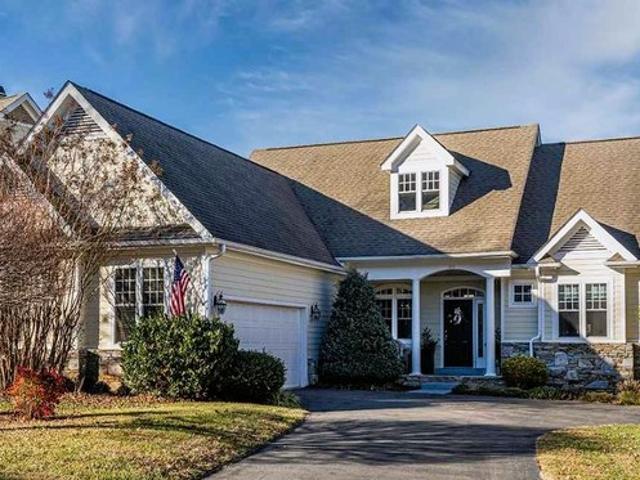 House for rent in Horse Shoe, North Carolina