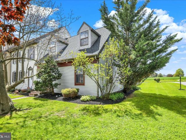 Townhouse for sale in West Willow, Pennsylvania