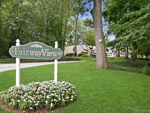 Condo for sale in Glen Head, Nassau County