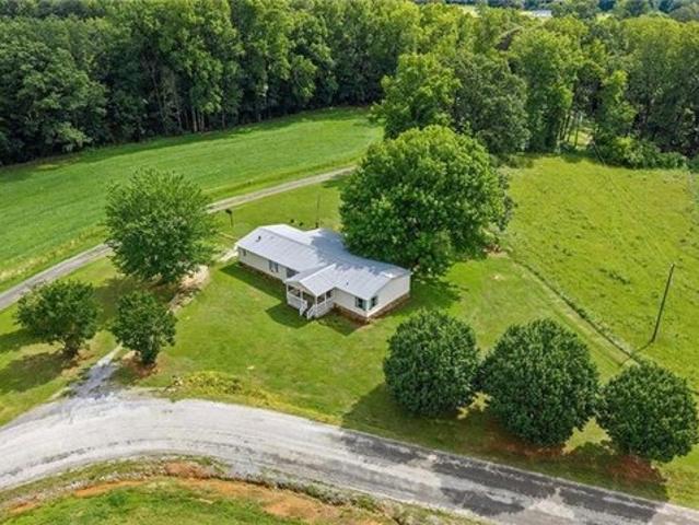 House for sale in Haralson, Georgia