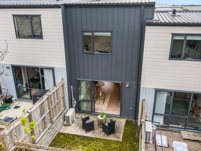House for rent in Crown Lynn Yards, Whau